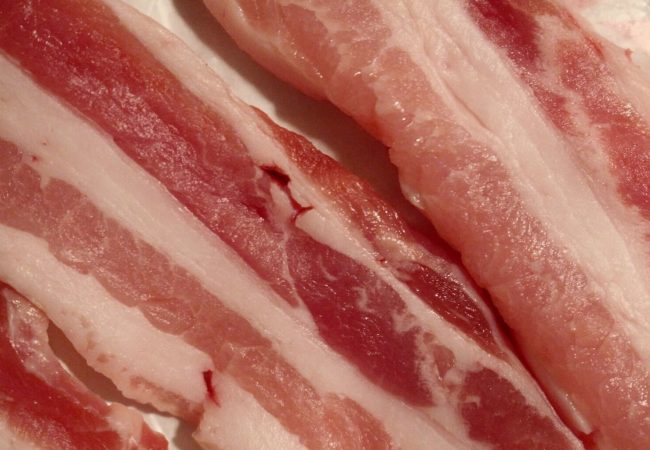 guanciale e pancetta affettati