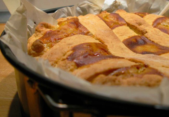 Pastiera napoletana con crema pasticcera