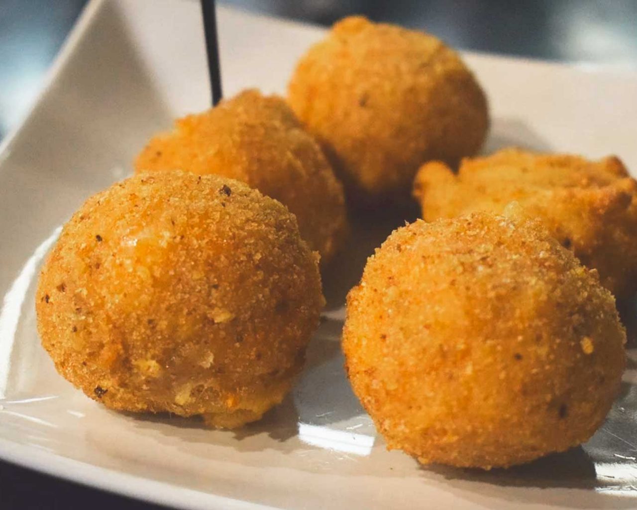 Mozzarelline impanate al forno: come prepararle per un aperitivo sfizioso